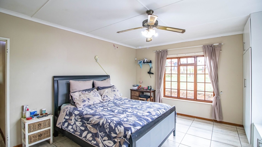 9 Bedroom Property for Sale in West Bank Eastern Cape